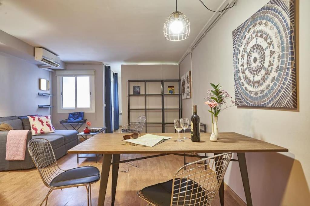 Bebarceloner Sant Andreu Apartments - 1 Bedroom ภายนอก รูปภาพ