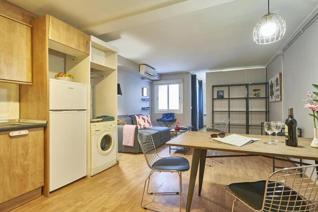 Bebarceloner Sant Andreu Apartments - 1 Bedroom ภายนอก รูปภาพ